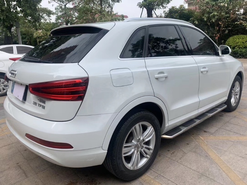 中山15年奥迪Q31