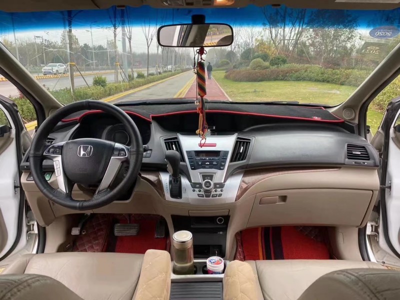 枣庄13年本田奥德赛2