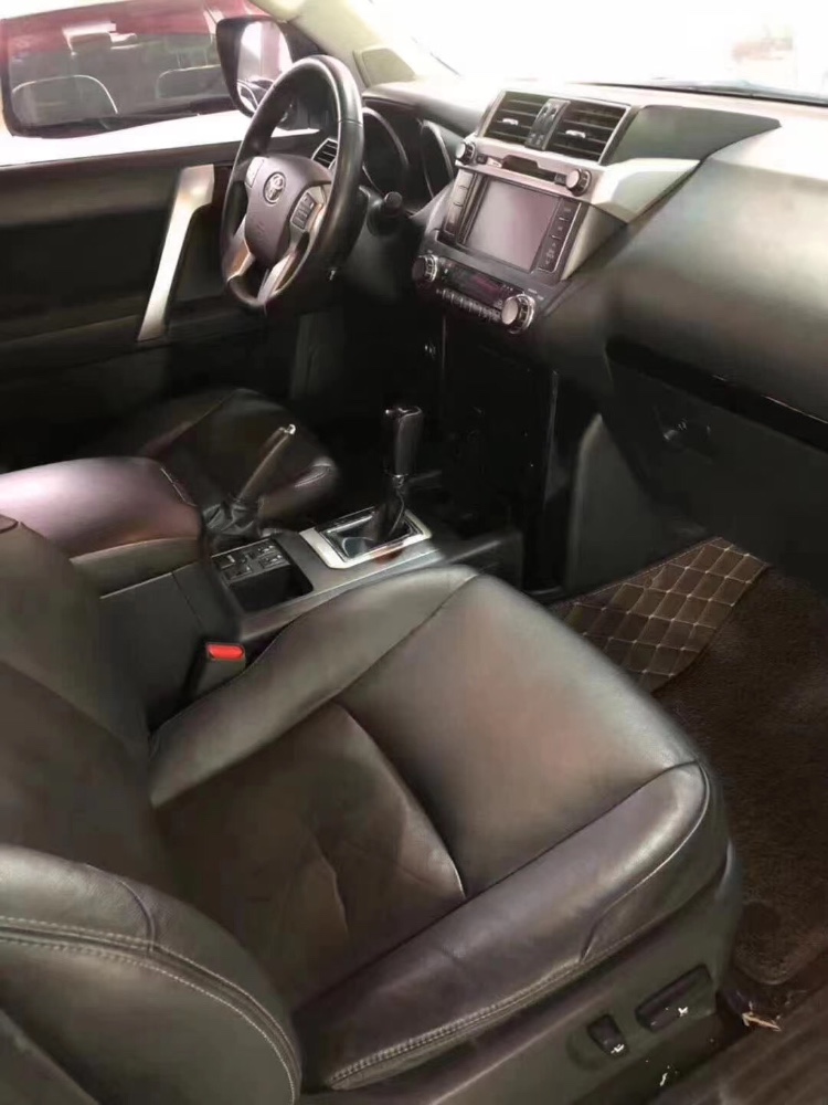 枣庄17年丰田普拉多5