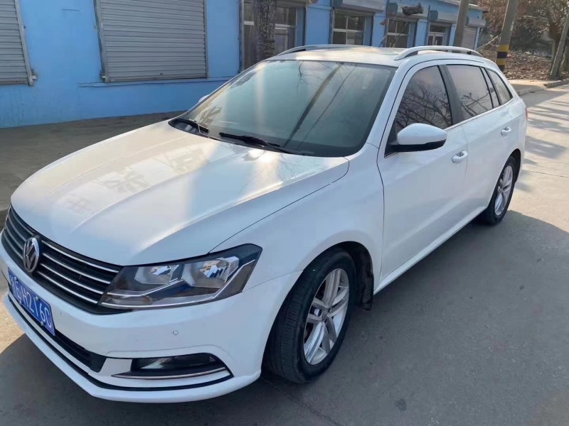 济南16年大众朗行3