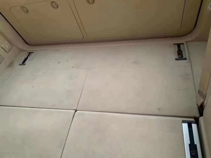 保定16年丰田普拉多8