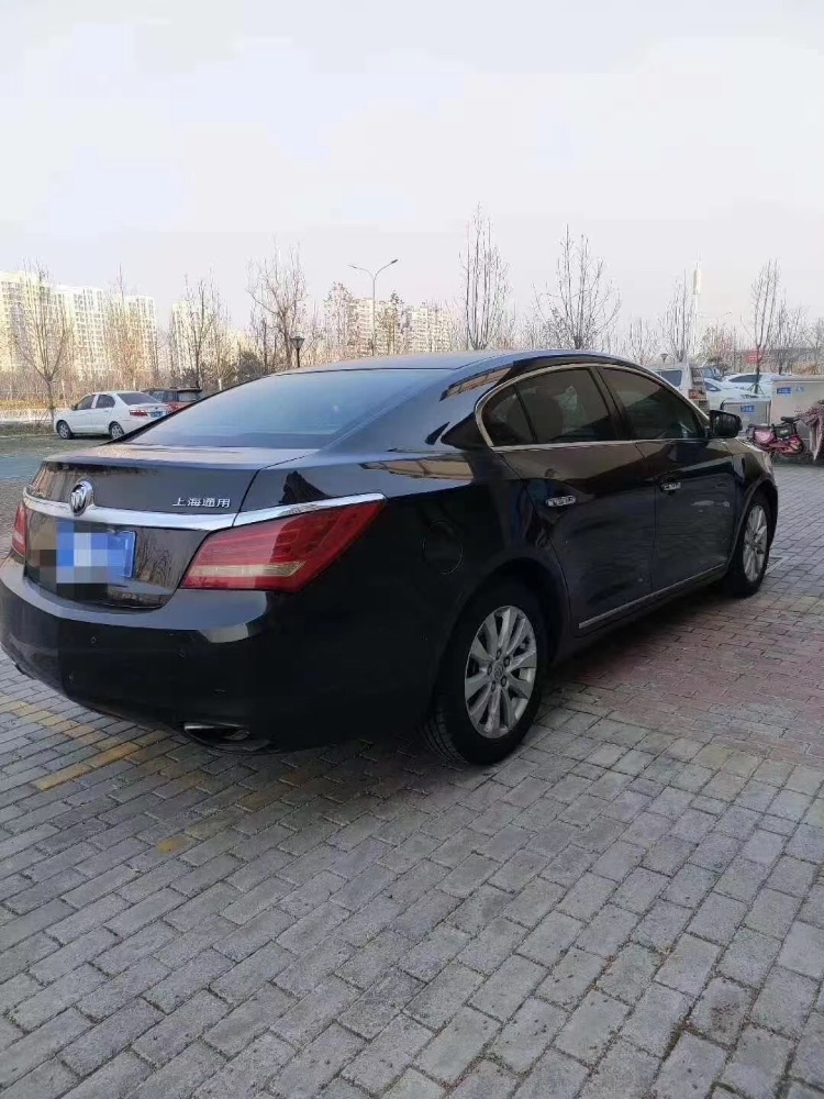 烟台15年别克君越4