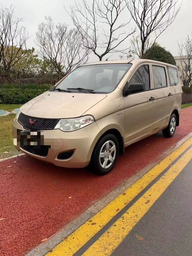 棗莊14年五菱汽車五菱宏光2