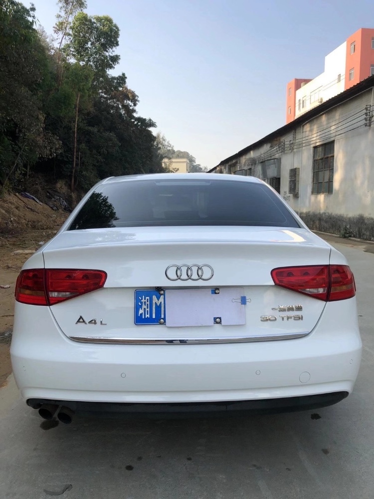 江门15年奥迪A4L7