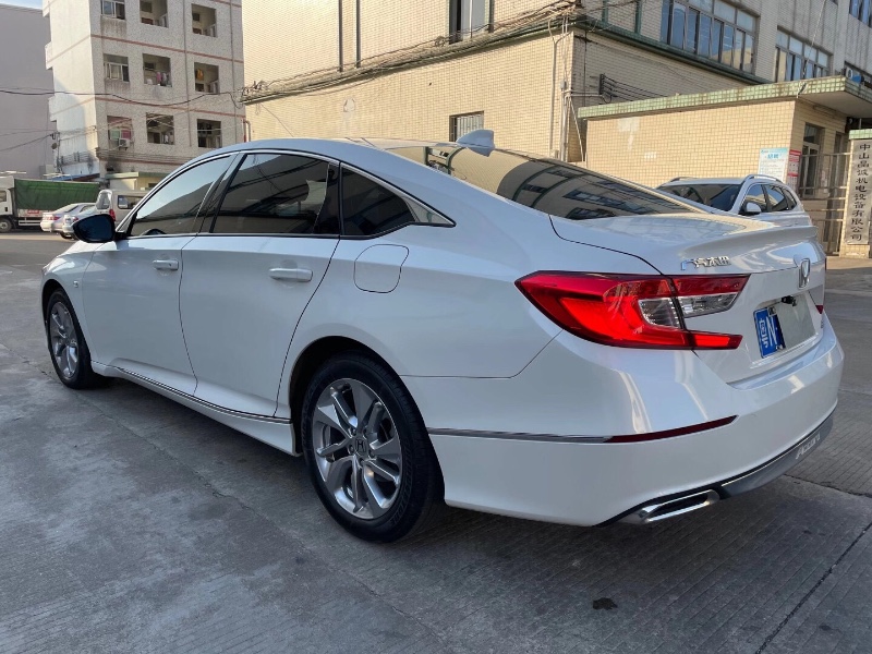 中山19年本田雅阁3