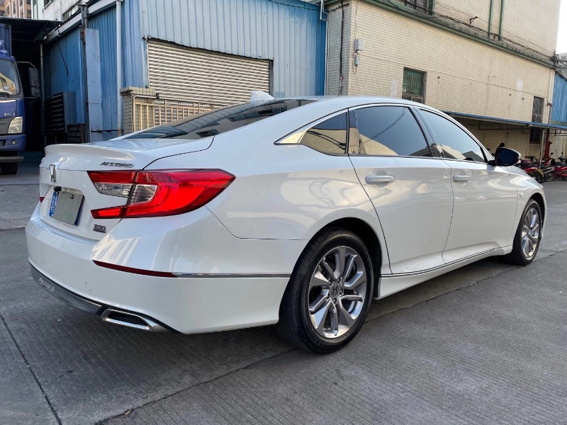 中山19年本田雅阁4