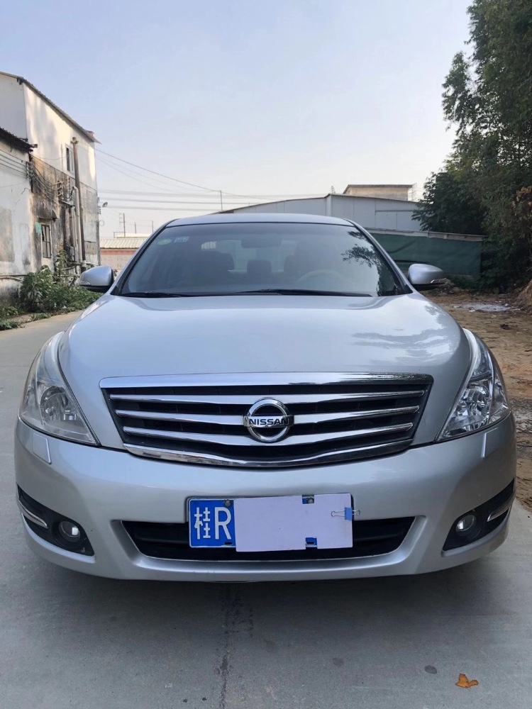 江门10年日产天籁1