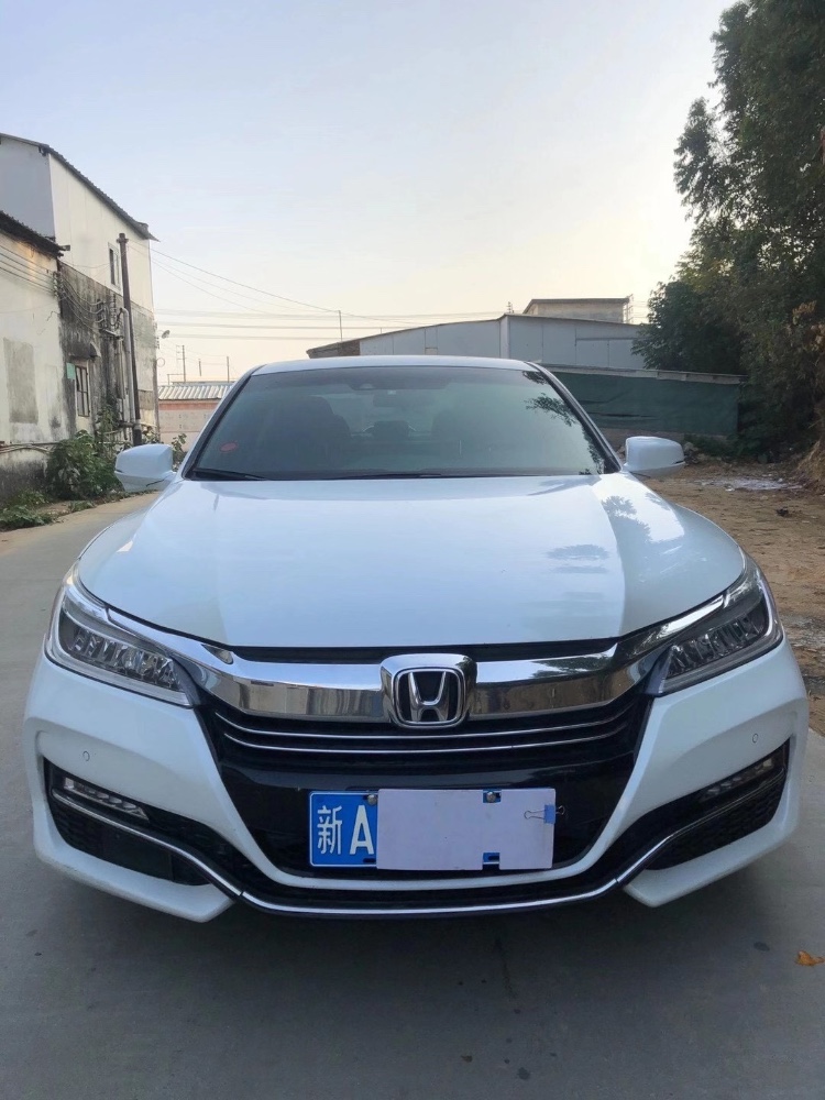 江门16年本田雅阁1