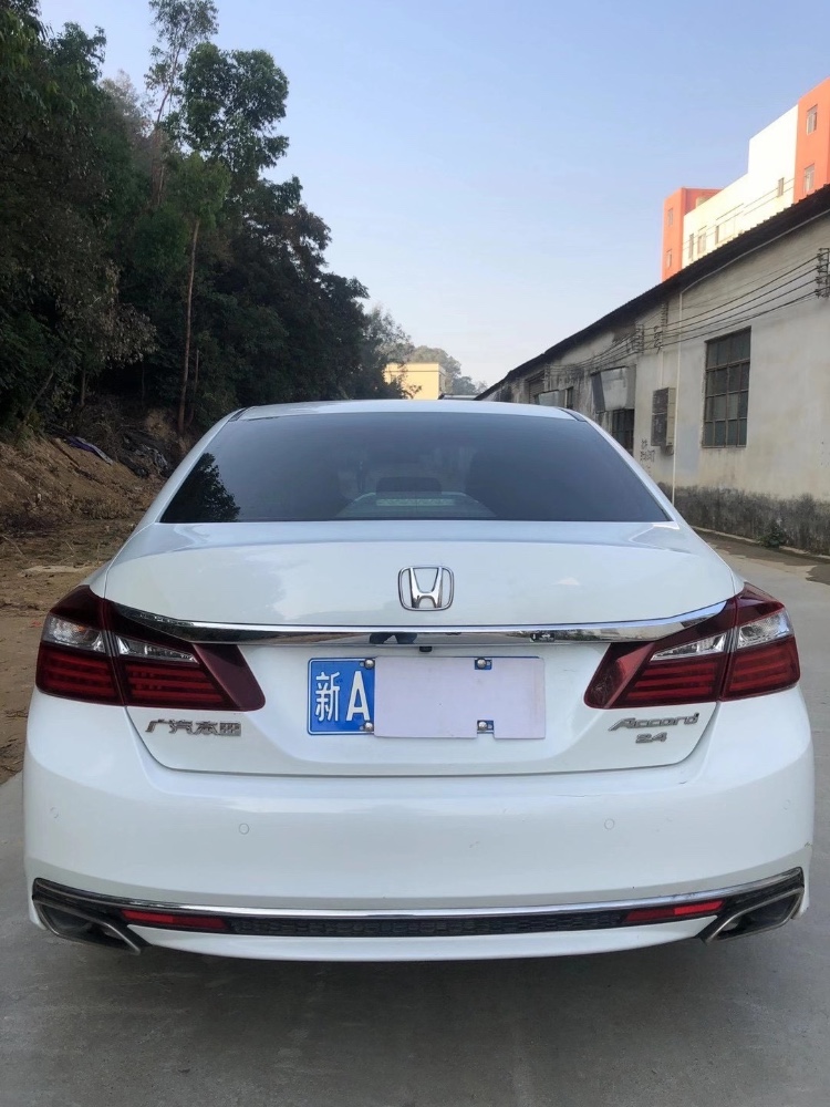 江门16年本田雅阁7