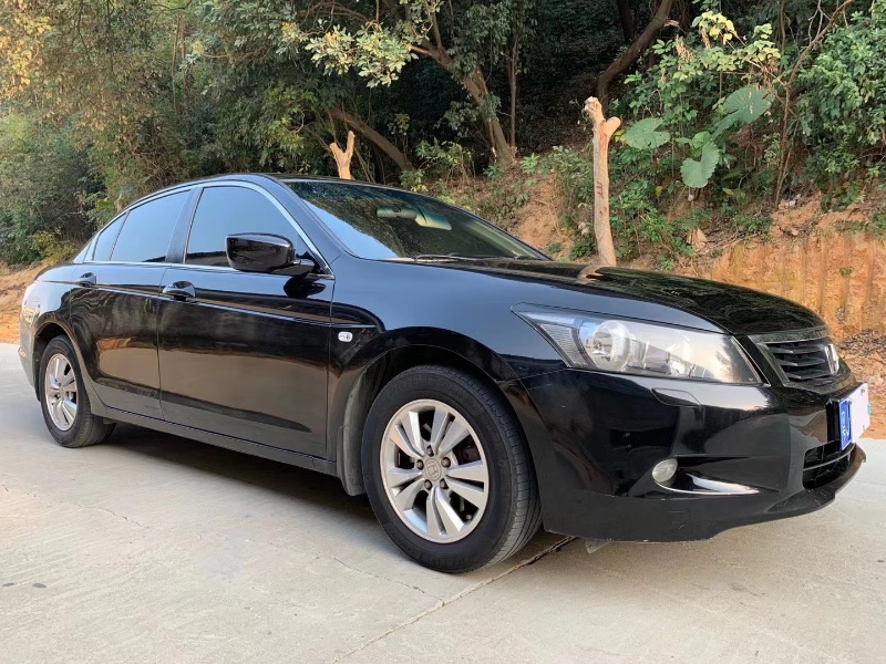 江门10年本田雅阁2