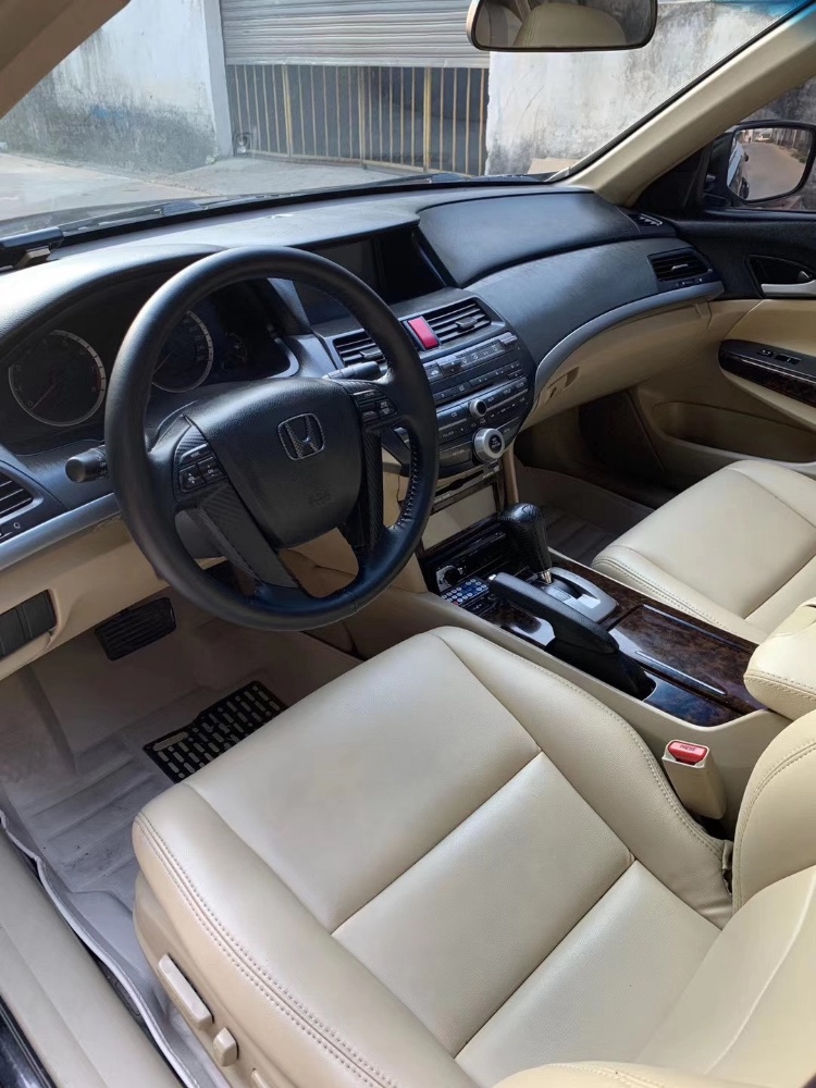 江门10年本田雅阁4