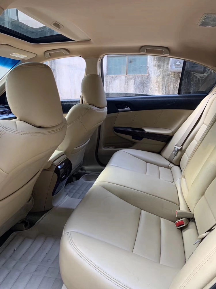 江门10年本田雅阁6