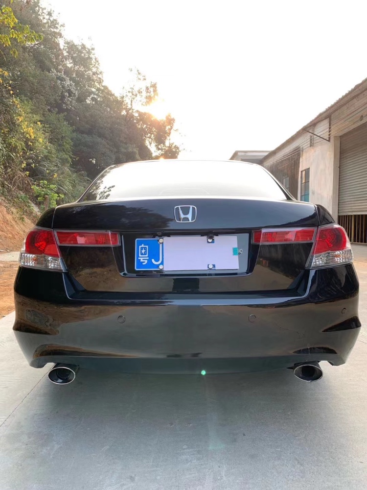 江门10年本田雅阁7