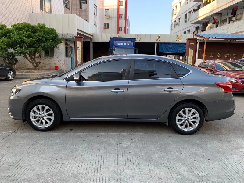 中山18年日产轩逸4