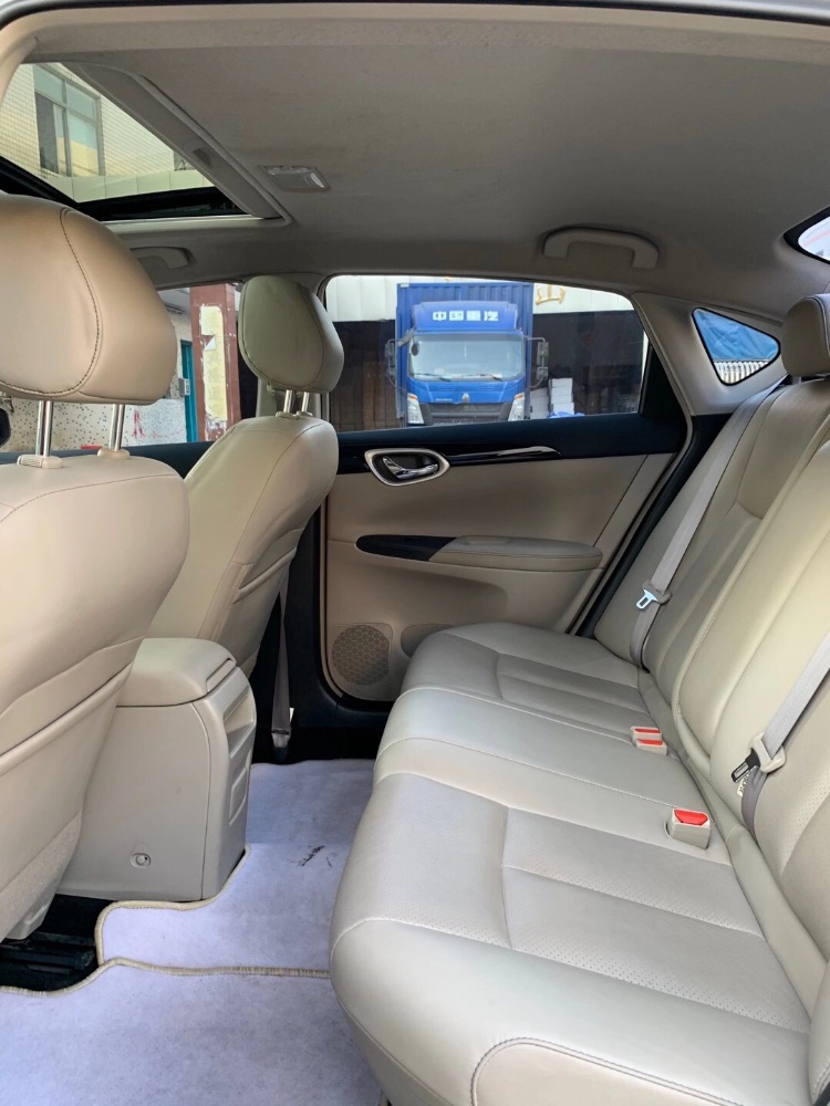 中山18年日产轩逸9