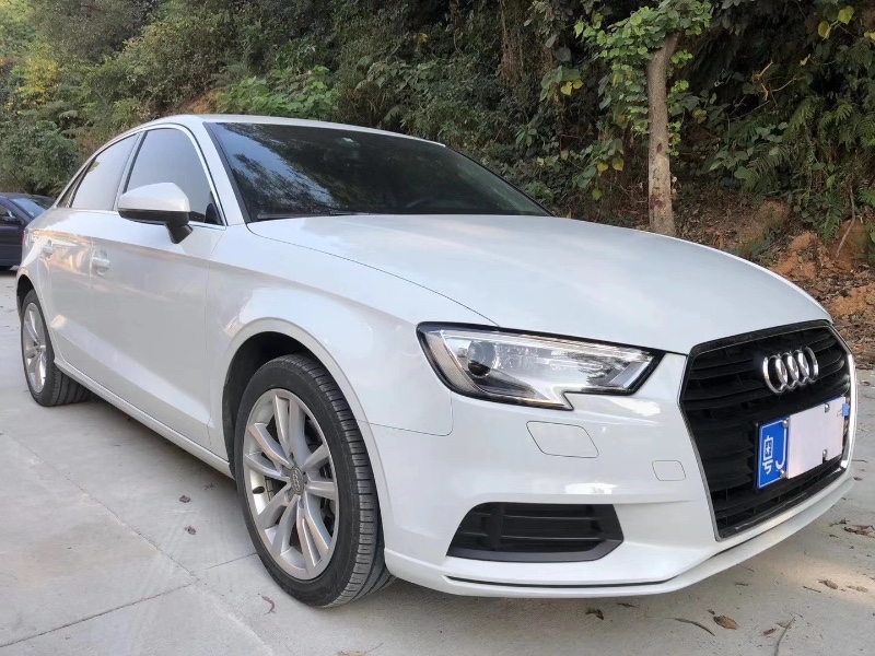 江门17年奥迪A33