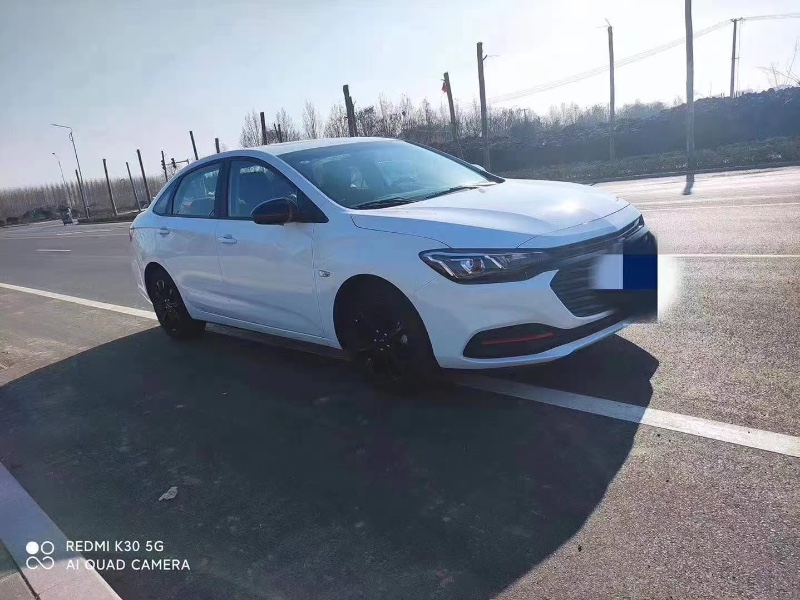 青岛20年雪佛兰科鲁泽2