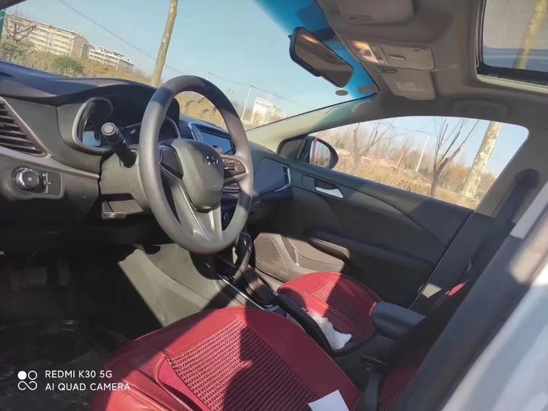 青岛20年雪佛兰科鲁泽5