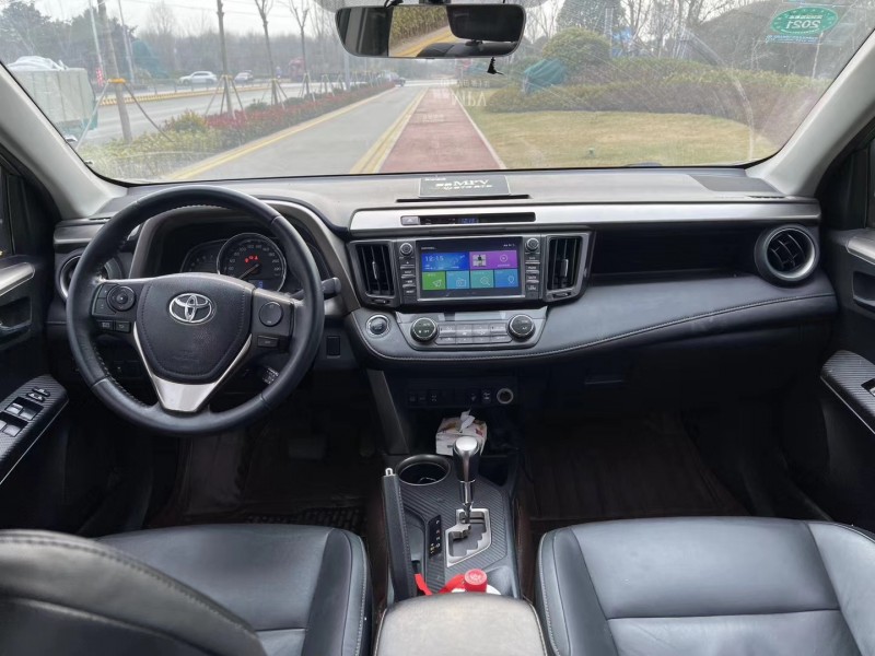 枣庄15年丰田RAV4荣放9