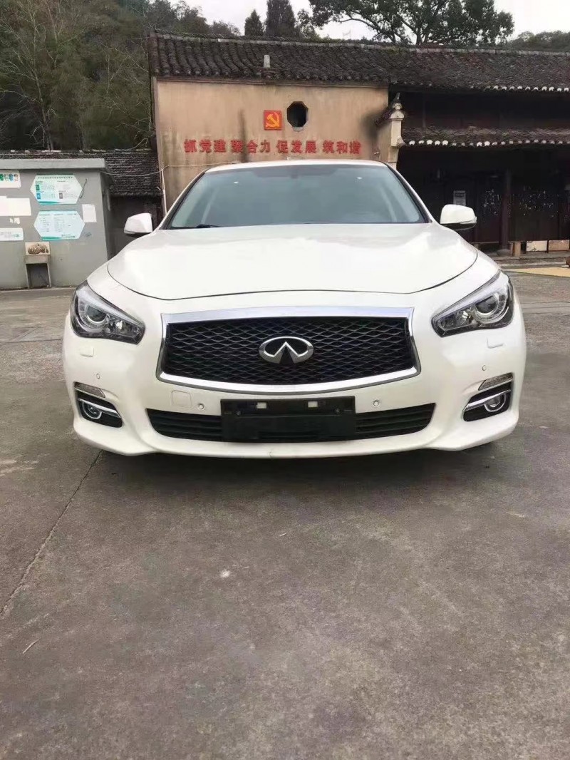 金華16年英菲尼迪Q50L2