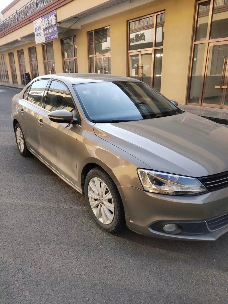 保定14年大众速腾2