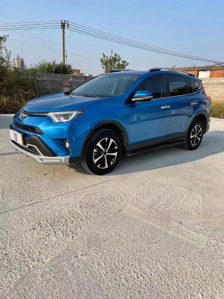珠海17年豐田RAV4榮放9