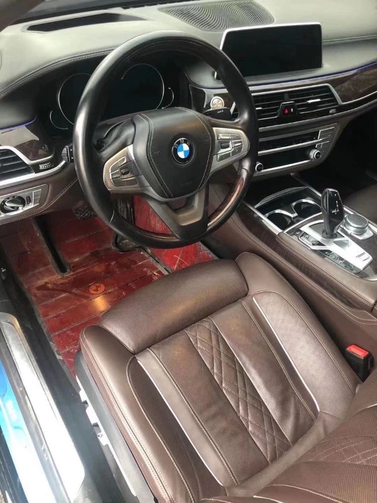 潍坊17年宝马7系2