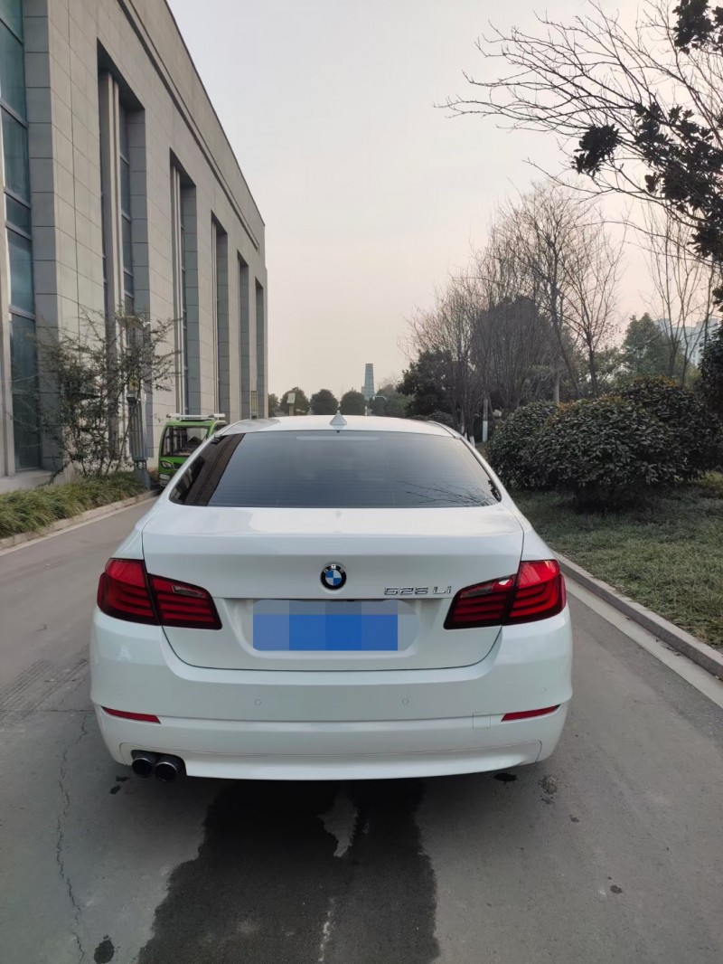 徐州12年宝马5系4
