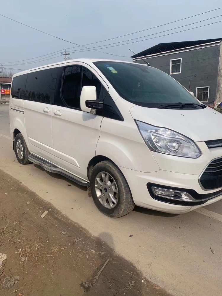 北京18年福特途睿欧2