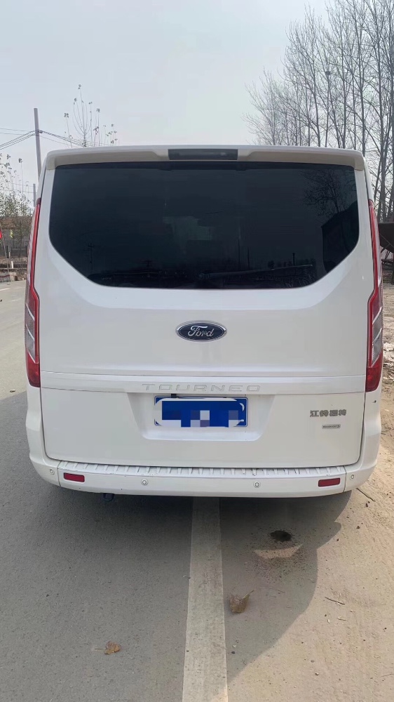 北京18年福特途睿欧6