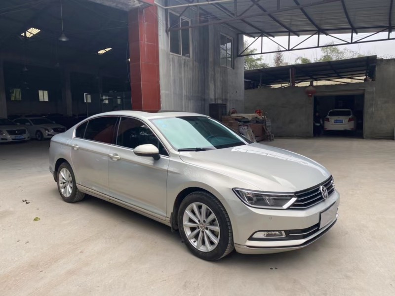 成都17年大众迈腾3