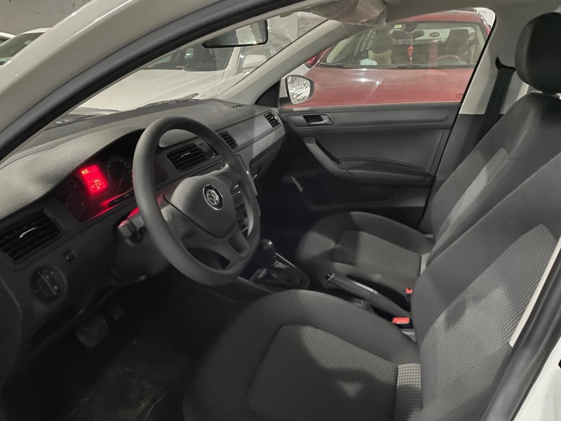 成都20年大众桑塔纳5