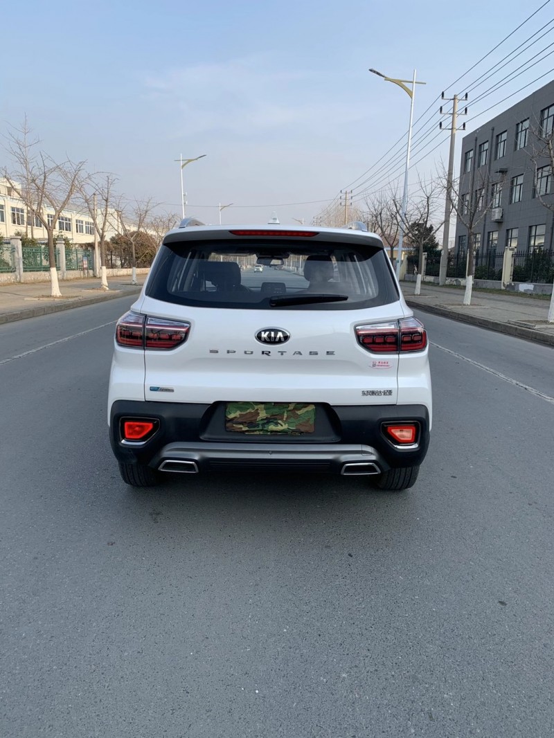 20 万品牌:智跑表显里程0-1万公里上牌时间2020-09排放标准2.