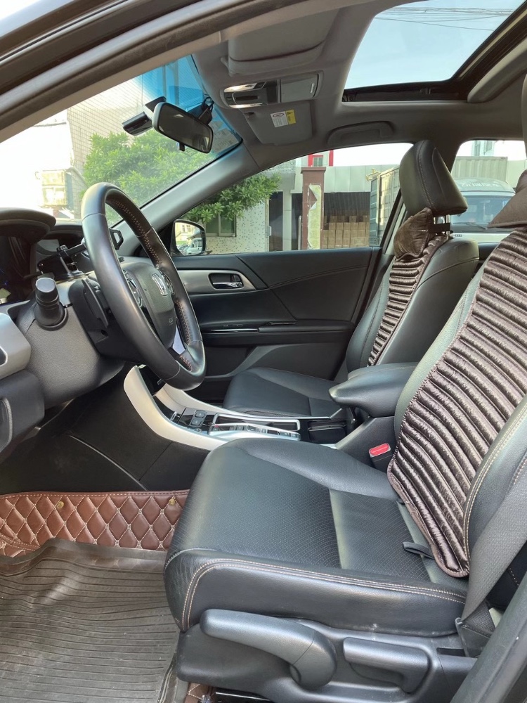 中山17年本田雅阁7