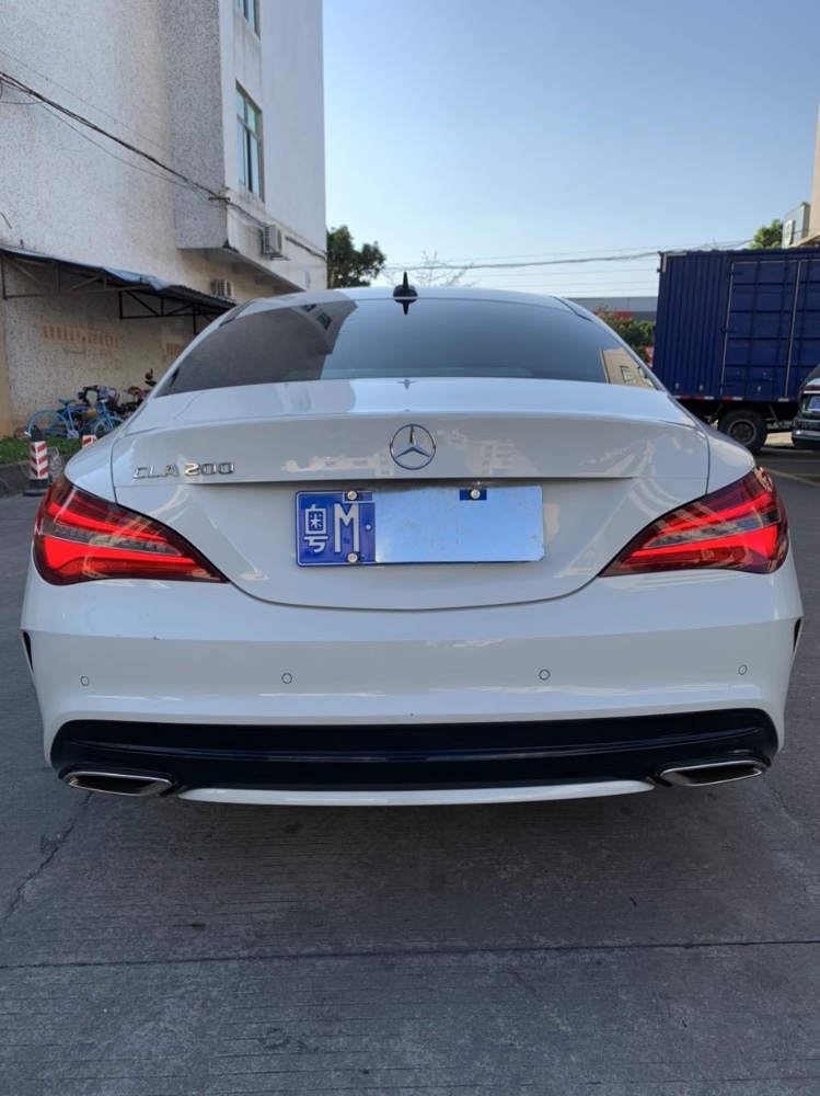 中山18年奔驰CLA4