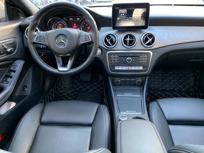 中山18年奔驰CLA6