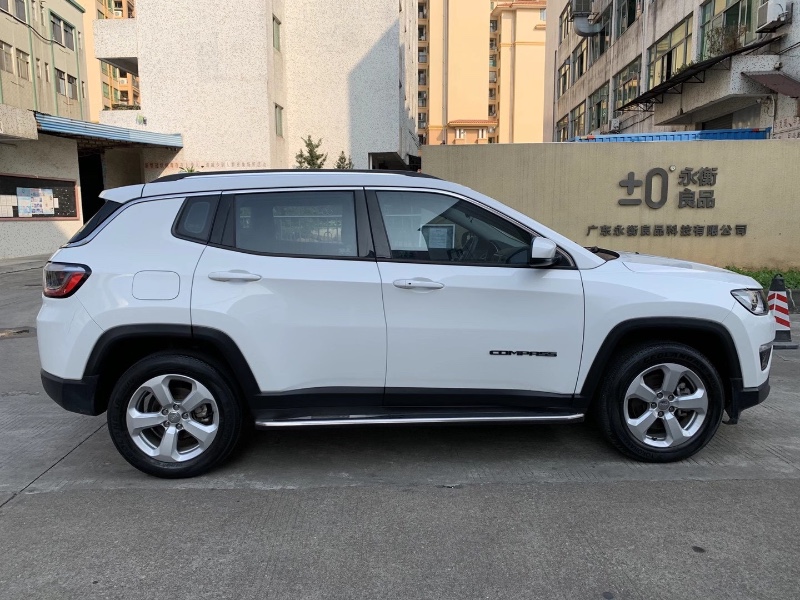 中山17年Jeep指南者2