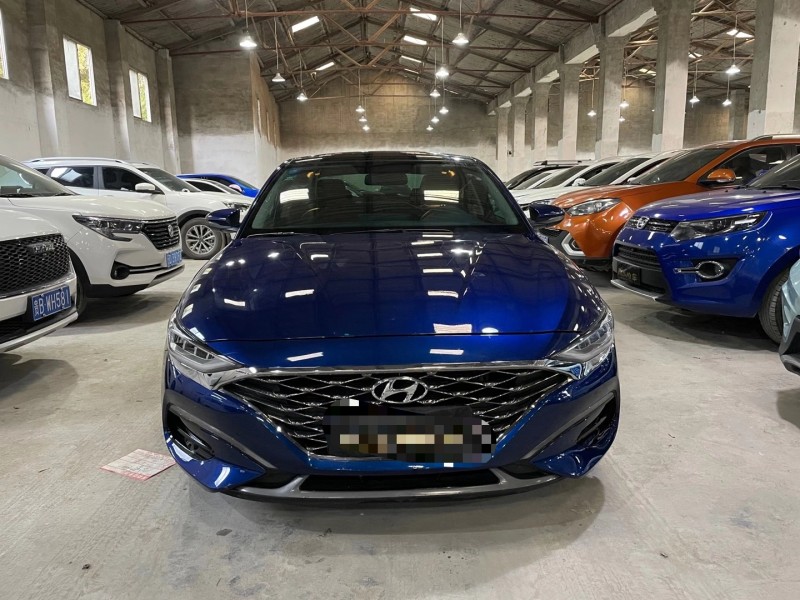 成都19年现代菲斯塔1