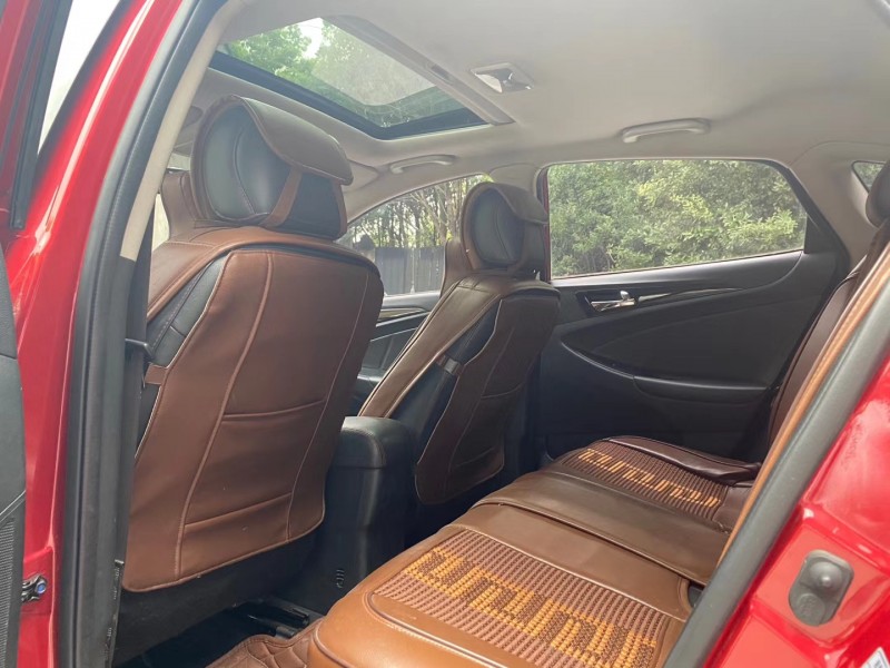 成都15年长安汽车逸动6