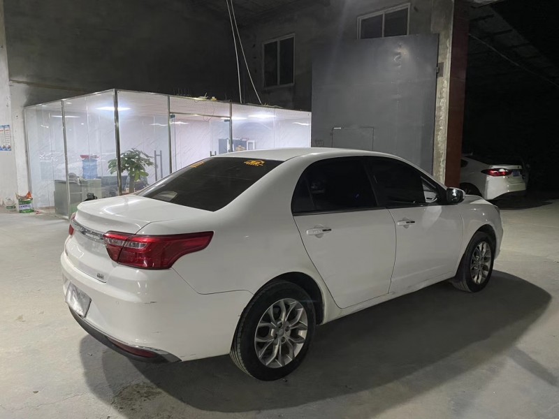 成都19年吉利远景7