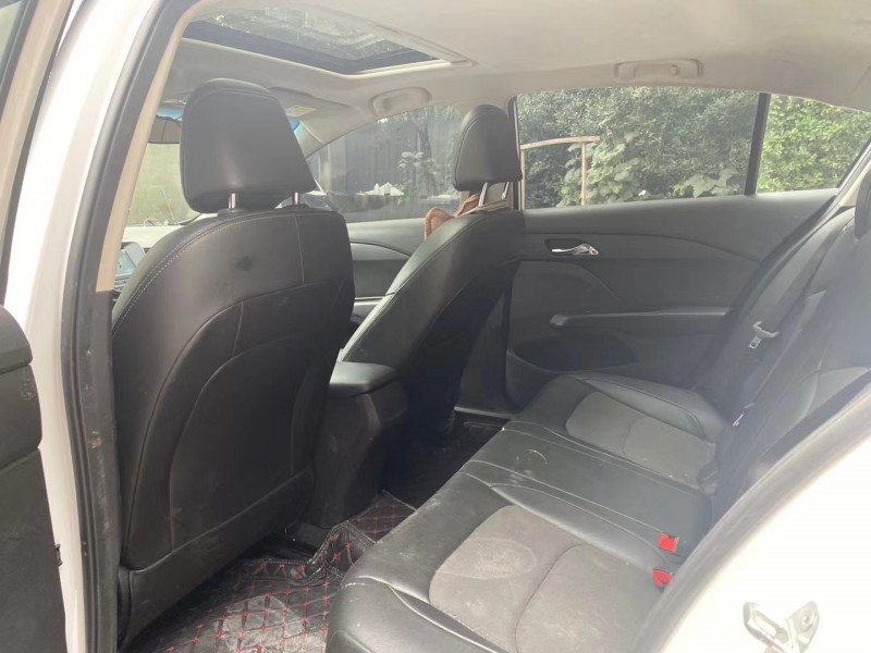 成都18年雪佛兰科沃兹4