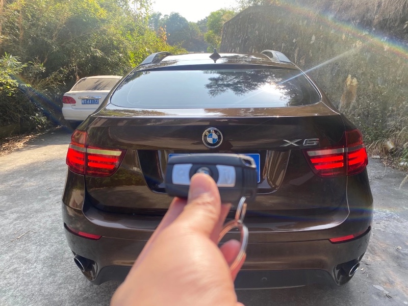 中山14年宝马X64