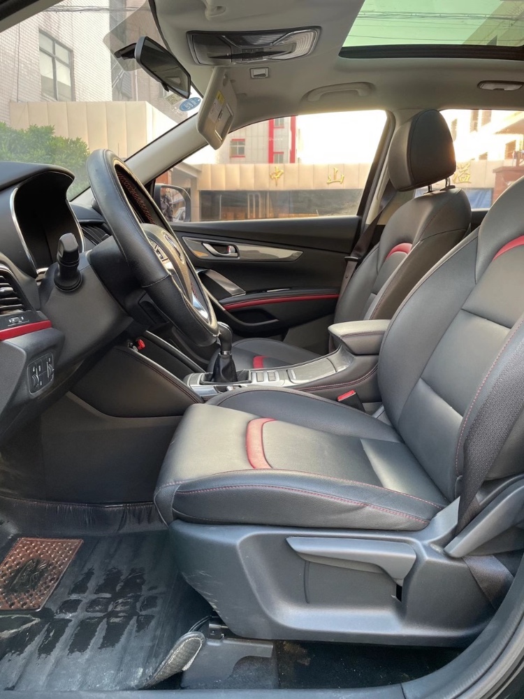 中山18年长安汽车长安CS557