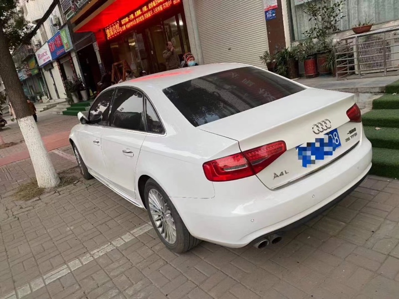 北京15年奥迪A4L3