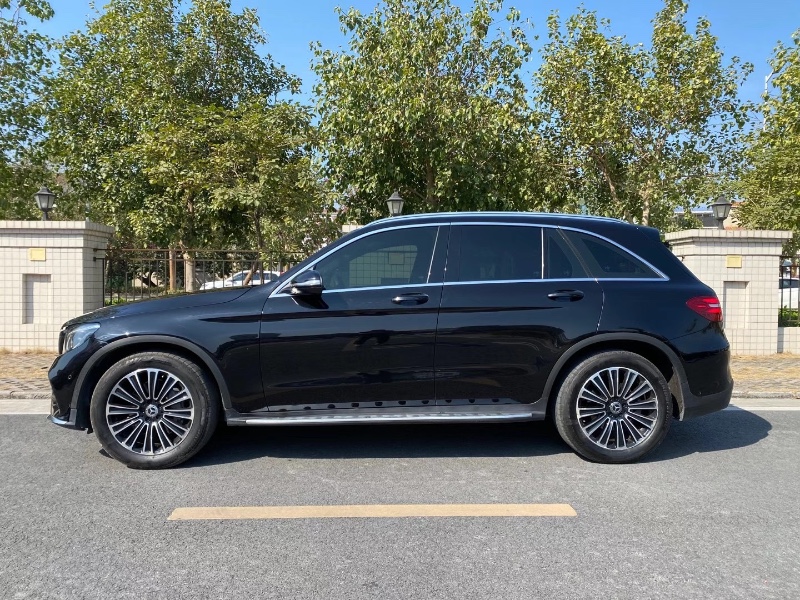 中山18年奔驰GLC3