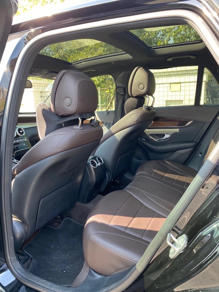 中山18年奔驰GLC7