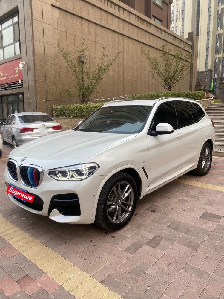 济南19年宝马X36