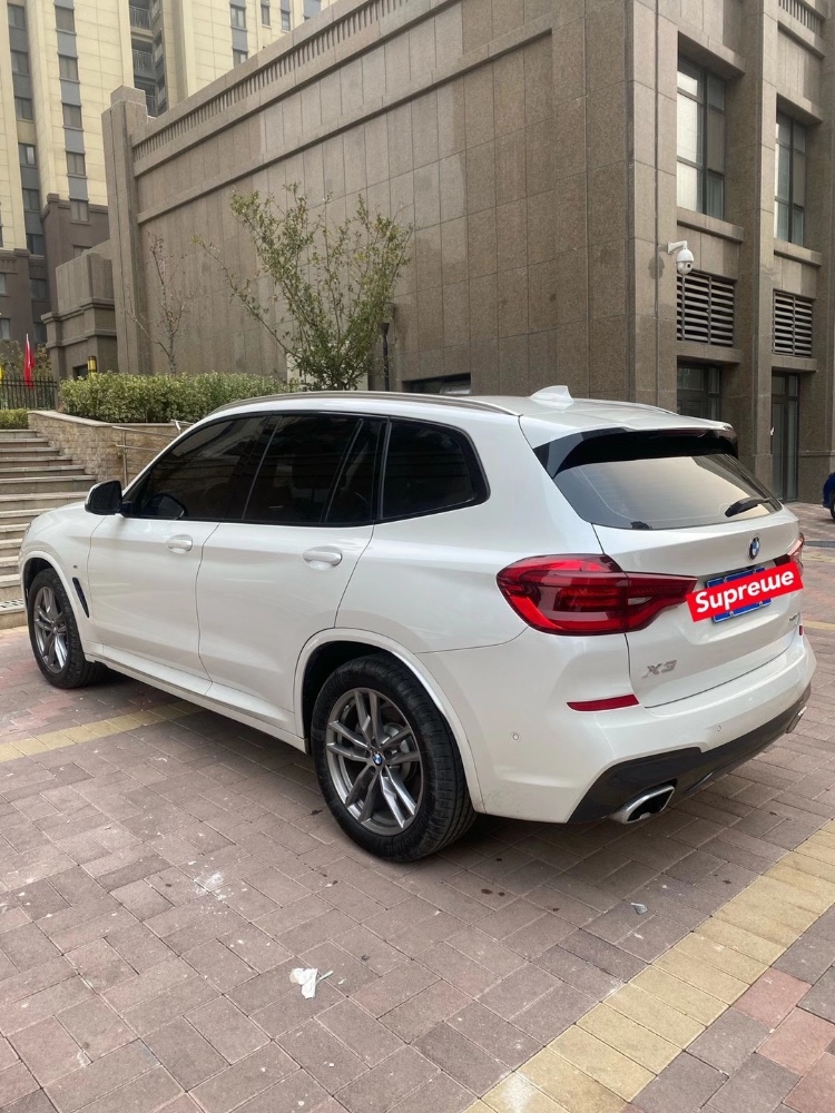 济南19年宝马X33