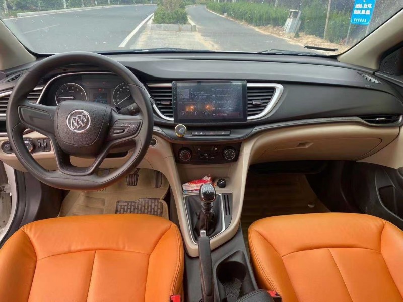 青岛16年别克英朗6