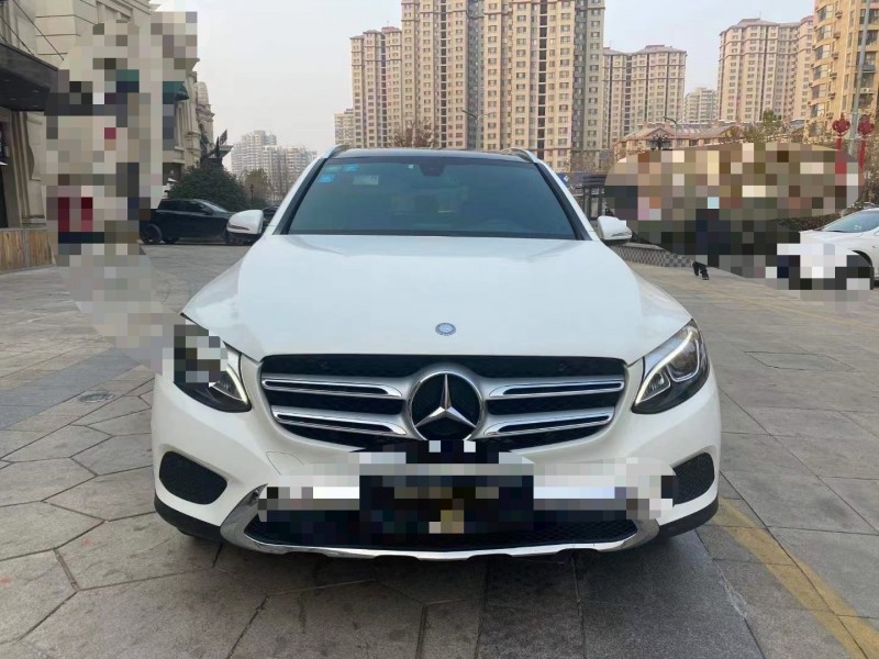 枣庄17年奔驰GLC1